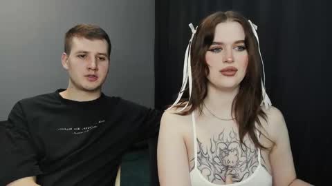 Snapshot of robert_lisa chatting on February 15, 5:28 pm Lisa and Robert i am online all days 900 am GMT3 online show from February 15, 5:28 pm