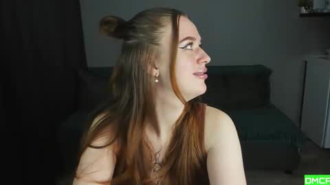 Snapshot of robert_lisa chatting on October 28, 3:58 pm Lisa and Robert i am online all days 900 am GMT3 online show from October 28, 3:58 pm