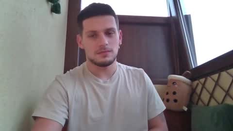 Snapshot of roberto_twink1 chatting on November 13, 5:39 am Roberto online show from November 13, 5:39 am