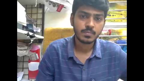 Snapshot of robertsalia220 chatting on October 31, 12:06 pm Robertsalia online show from October 31, 12:06 pm