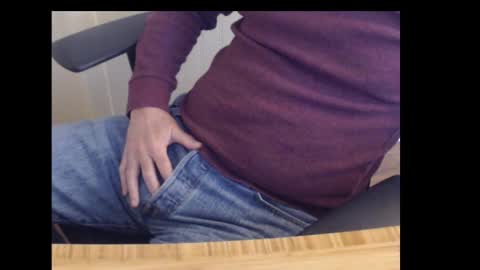 robidan6923 online show from February 27, 2:32 pm