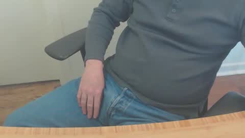 Snapshot of robidan753927 chatting on February 24, 2:48 pm robidan753927 online show from February 24, 2:48 pm