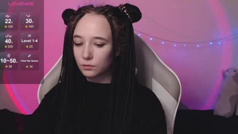 Snapshot of robin_yours chatting on December 14, 1:59 pm Robin your online show from December 14, 1:59 pm