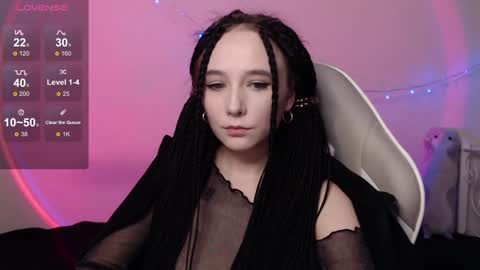 Snapshot of robin_yours chatting on December 18, 4:06 pm Robin your online show from December 18, 4:06 pm