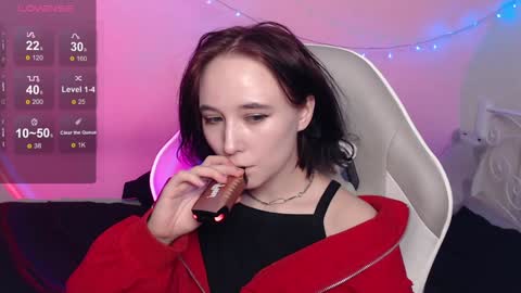 Snapshot of robin_yours chatting on December 30, 7:00 pm Robin your online show from December 30, 7:00 pm