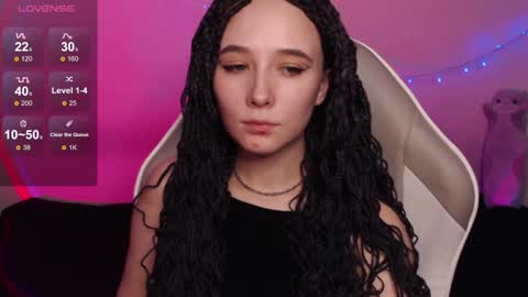 Snapshot of robin_yours chatting on January 19, 4:36 pm Robin your online show from January 19, 4:36 pm