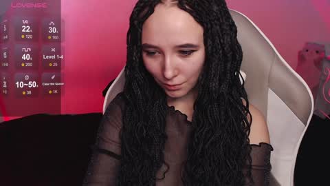 Snapshot of robin_yours chatting on January 26, 5:56 am Robin your online show from January 26, 5:56 am