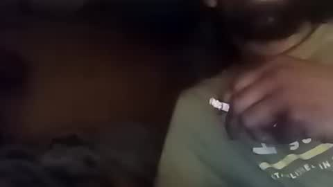 Snapshot of robincom23 chatting on October 25, 3:14 am R online show from October 25, 3:14 am