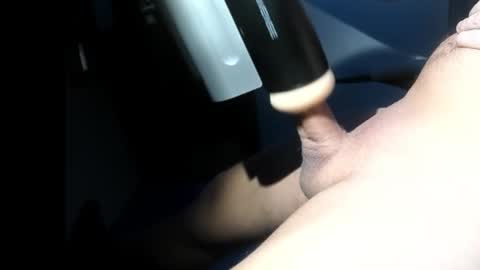 Snapshot of robirt5 chatting on October 28, 10:41 am Bob online show from October 28, 10:41 am