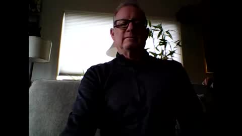 robo0000 online show from October 25, 9:31 pm