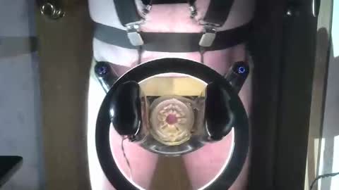 Robodickmilker online show from March 25, 5:24 am