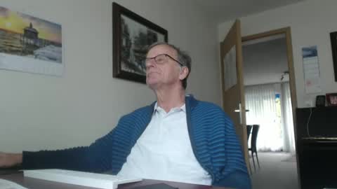 roboter0233 online show from February 17, 2:04 pm