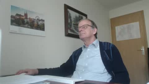 roboter0233 online show from October 21, 12:06 pm