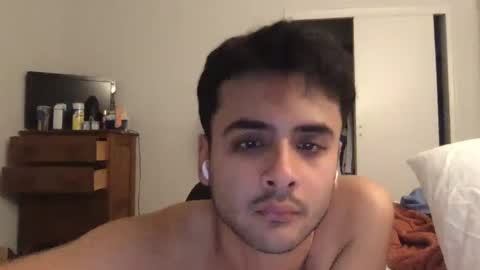 robthefalcon17 online show from October 1, 2:50 am