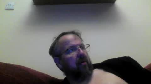 Snapshot of robxx32 chatting on February 1, 11:14 pm robxx32 online show from February 1, 11:14 pm