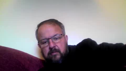Snapshot of robxx32 chatting on February 17, 2:46 pm robxx32 online show from February 17, 2:46 pm