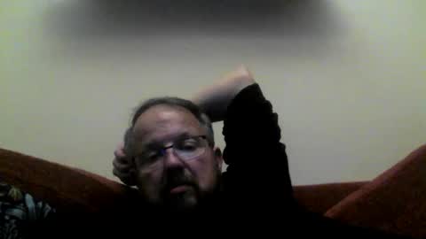 Snapshot of robxx32 chatting on March 2, 9:10 pm robxx32 online show from March 2, 9:10 pm