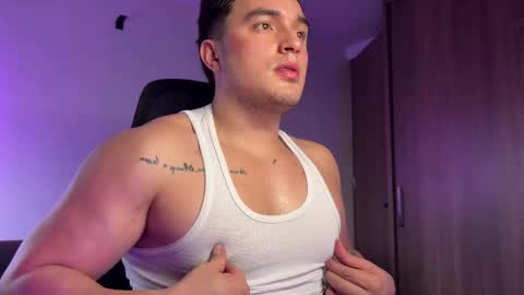 ROBYN online show from February 1, 10:41 pm