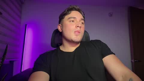 ROBYN online show from February 18, 12:28 am