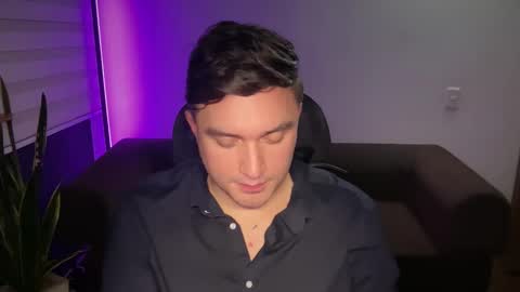 ROBYN online show from February 19, 12:06 am