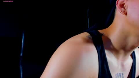 rocco_santos online show from April 1, 6:16 pm