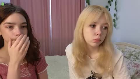 rochelle_dolly online show from February 8, 11:35 am