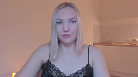 Snapshot of rock__baby chatting on December 31, 9:39 pm rock__baby online show from December 31, 9:39 pm