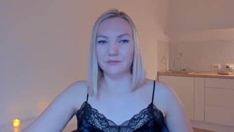 Snapshot of rock__baby chatting on January 3, 10:40 pm rock__baby online show from January 3, 10:40 pm