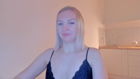 Snapshot of rock__baby chatting on January 28, 9:08 pm rock__baby online show from January 28, 9:08 pm