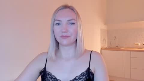 Snapshot of rock__baby chatting on February 8, 9:36 pm rock__baby online show from February 8, 9:36 pm