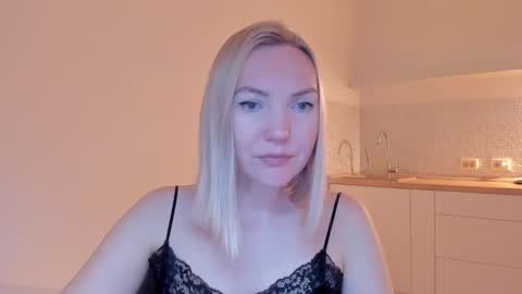 Snapshot of rock__baby chatting on February 11, 11:01 pm rock__baby online show from February 11, 11:01 pm