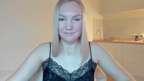 Snapshot of rock__baby chatting on November 13, 5:17 am rock__baby online show from November 13, 5:17 am