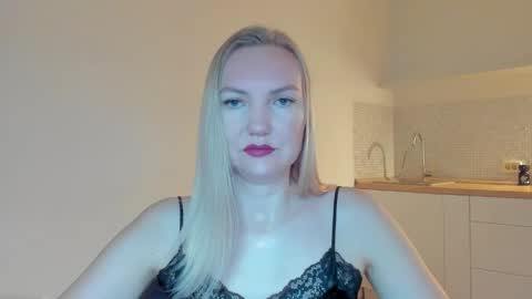 Snapshot of rock__baby chatting on November 16, 3:34 am rock__baby online show from November 16, 3:34 am