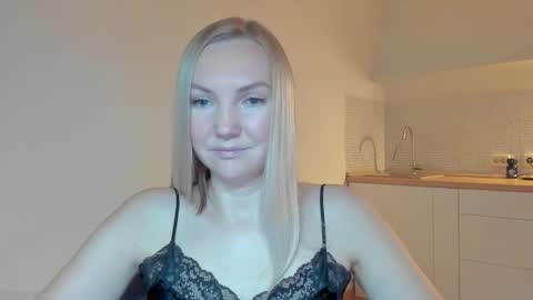 Snapshot of rock__baby chatting on November 19, 4:56 am rock__baby online show from November 19, 4:56 am