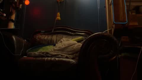 Snapshot of rockemx chatting on December 14, 5:24 am rockemx online show from December 14, 5:24 am