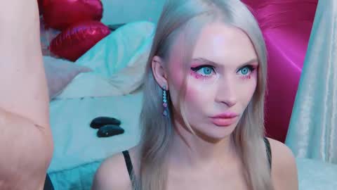 Lina and Den online show from February 23, 6:22 am