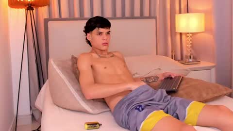 RockyWood20CM online show from October 3, 7:44 pm