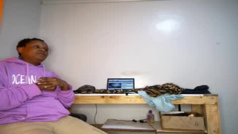 Berry online show from October 13, 7:52 am