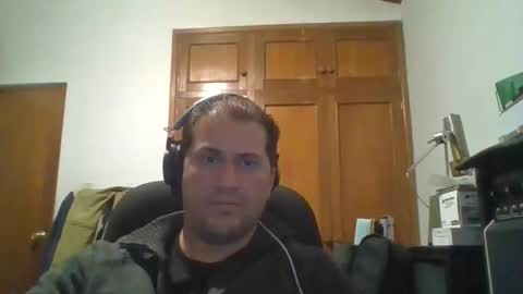 Snapshot of rodfer chatting on November 14, 8:24 am Rodfer online show from November 14, 8:24 am