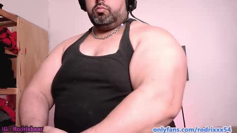 Snapshot of rodrixxx54 chatting on September 27, 10:37 pm rodrixxx54 online show from September 27, 10:37 pm