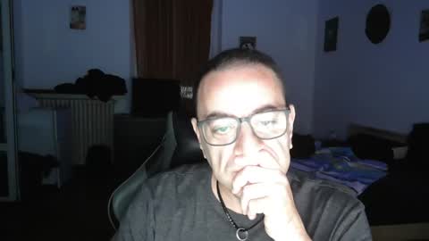 rogerrabbit2023 online show from September 21, 8:10 pm