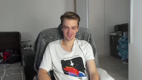 taylor fox online show from December 26, 12:16 pm