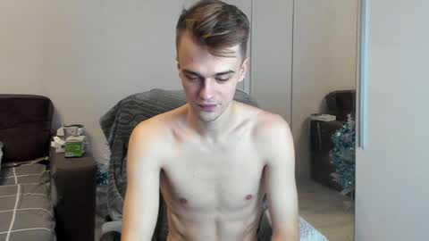 taylor fox online show from December 30, 2:30 pm