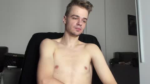 taylor fox online show from January 13, 6:27 am