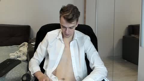 taylor fox online show from January 20, 6:42 am