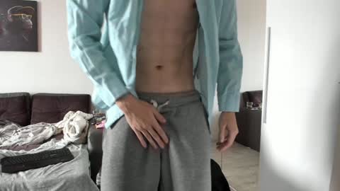 taylor fox online show from February 6, 10:48 am