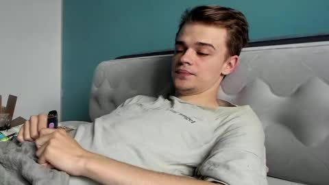 taylor fox online show from September 22, 11:56 am