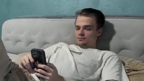 taylor fox online show from December 19, 6:37 pm