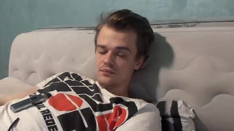 taylor fox online show from January 9, 1:30 am