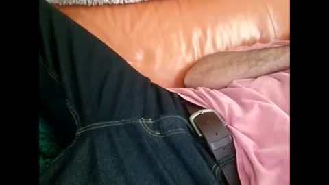 Snapshot of rollino83 chatting on October 28, 10:19 am rollino83 online show from October 28, 10:19 am